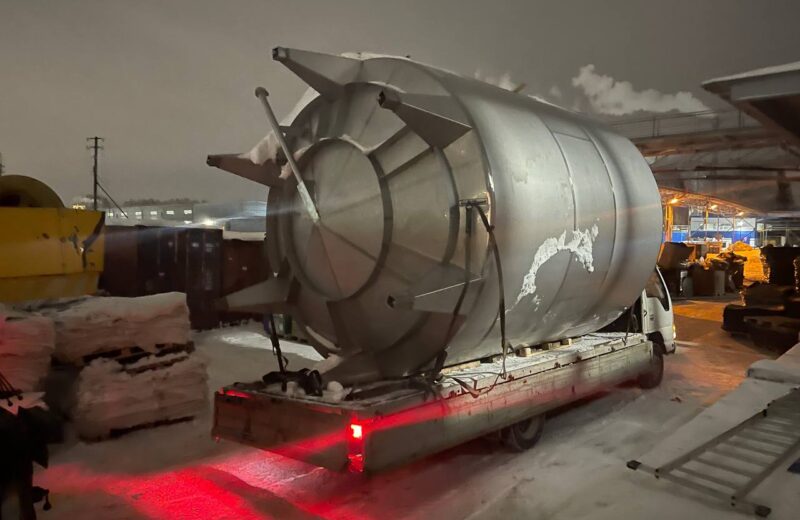 Установка ёмкостей в действующий цех за 28 часов